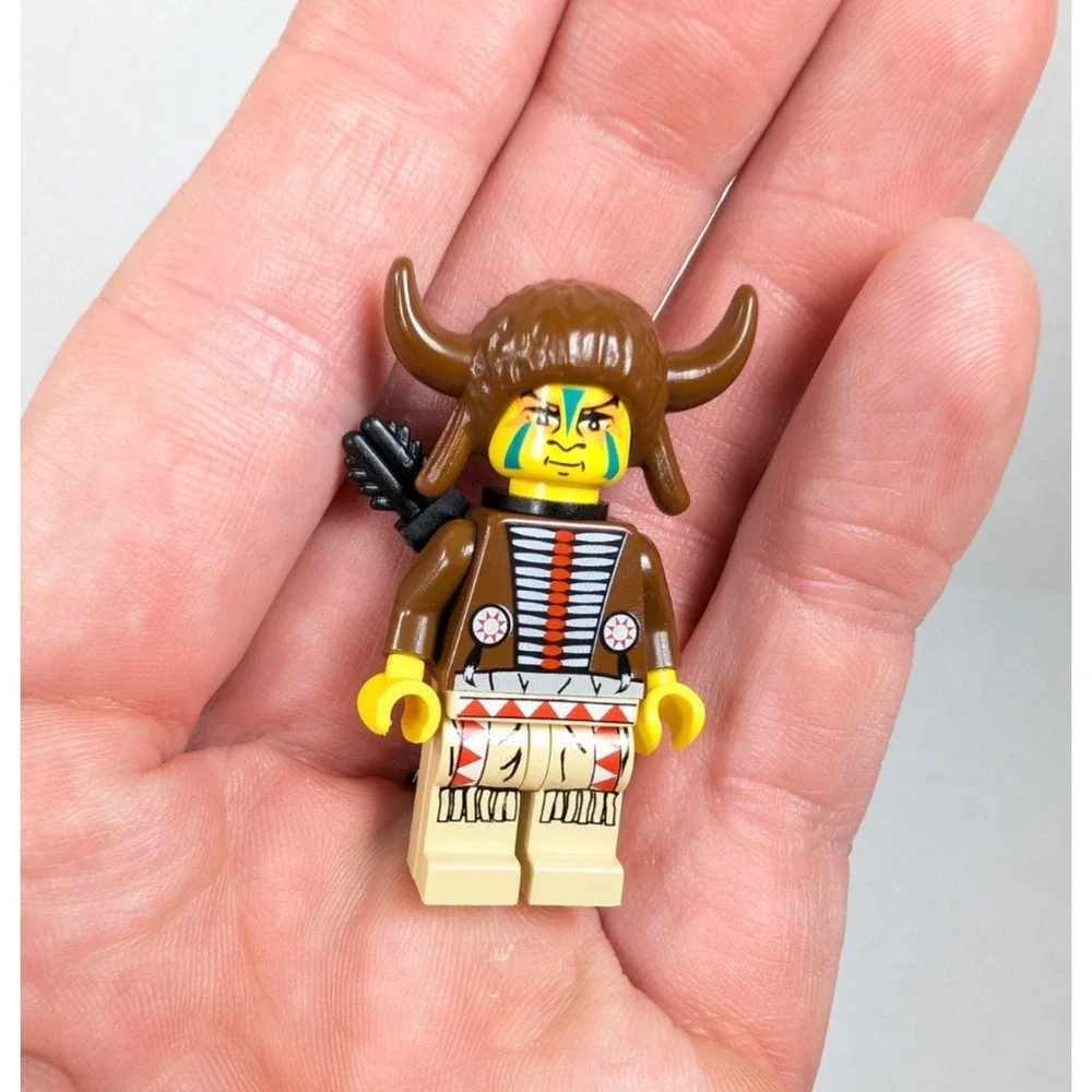 Vintage Lego Western Minifigures Native American‎ Tom O'Hawk Medicine Man